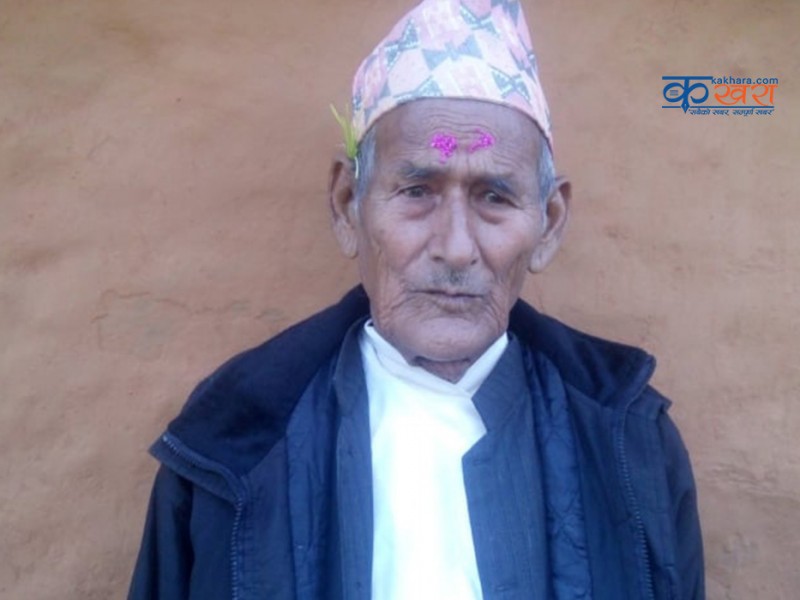 ९६ वर्षिय बृद्धले घरमै बसेर जिते कोरोना 